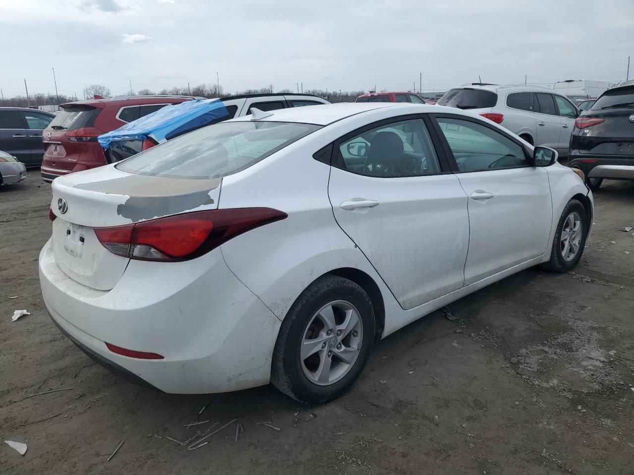 2015 HYUNDAI ELANTRA SE - Image 3
