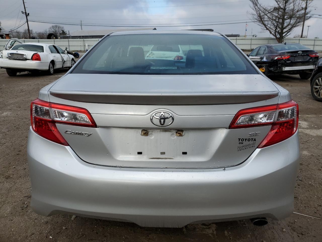 2013 TOYOTA CAMRY L - Фото 6