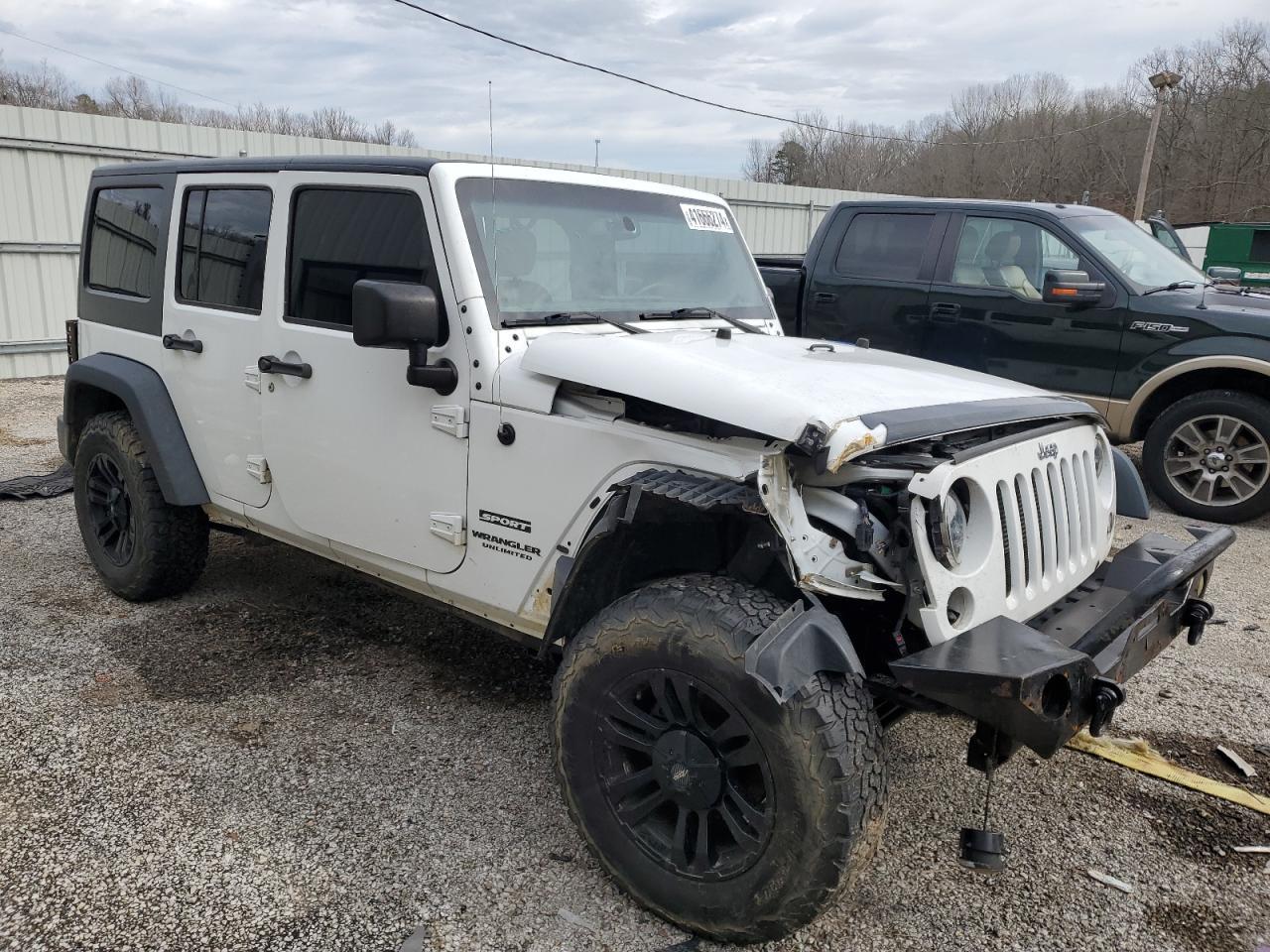 2017 JEEP WRANGLER U - Фото 4