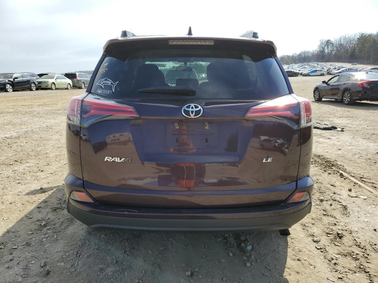 2016 TOYOTA RAV4 LE - Фото 6