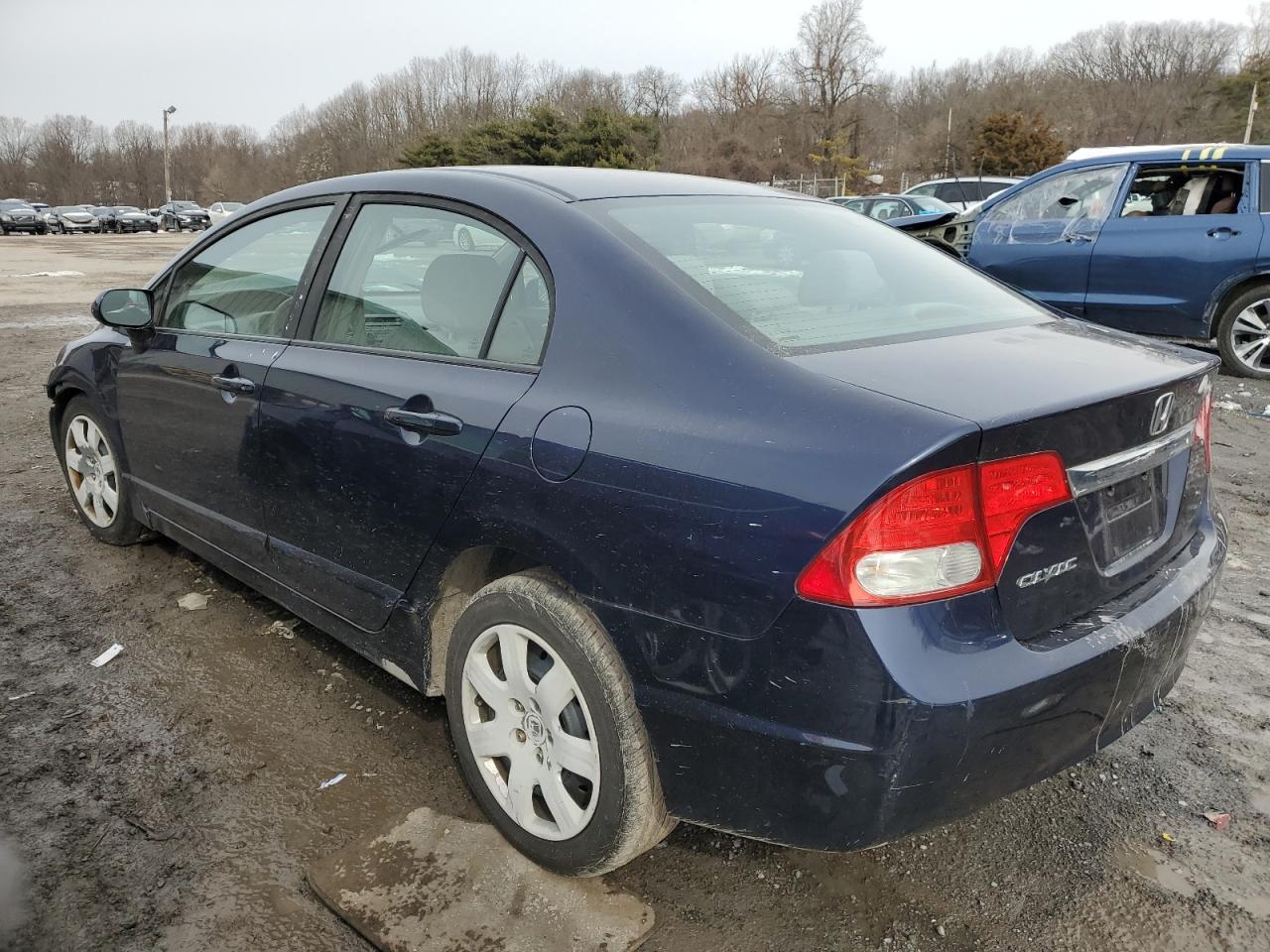 2011 HONDA CIVIC LX - Image 2