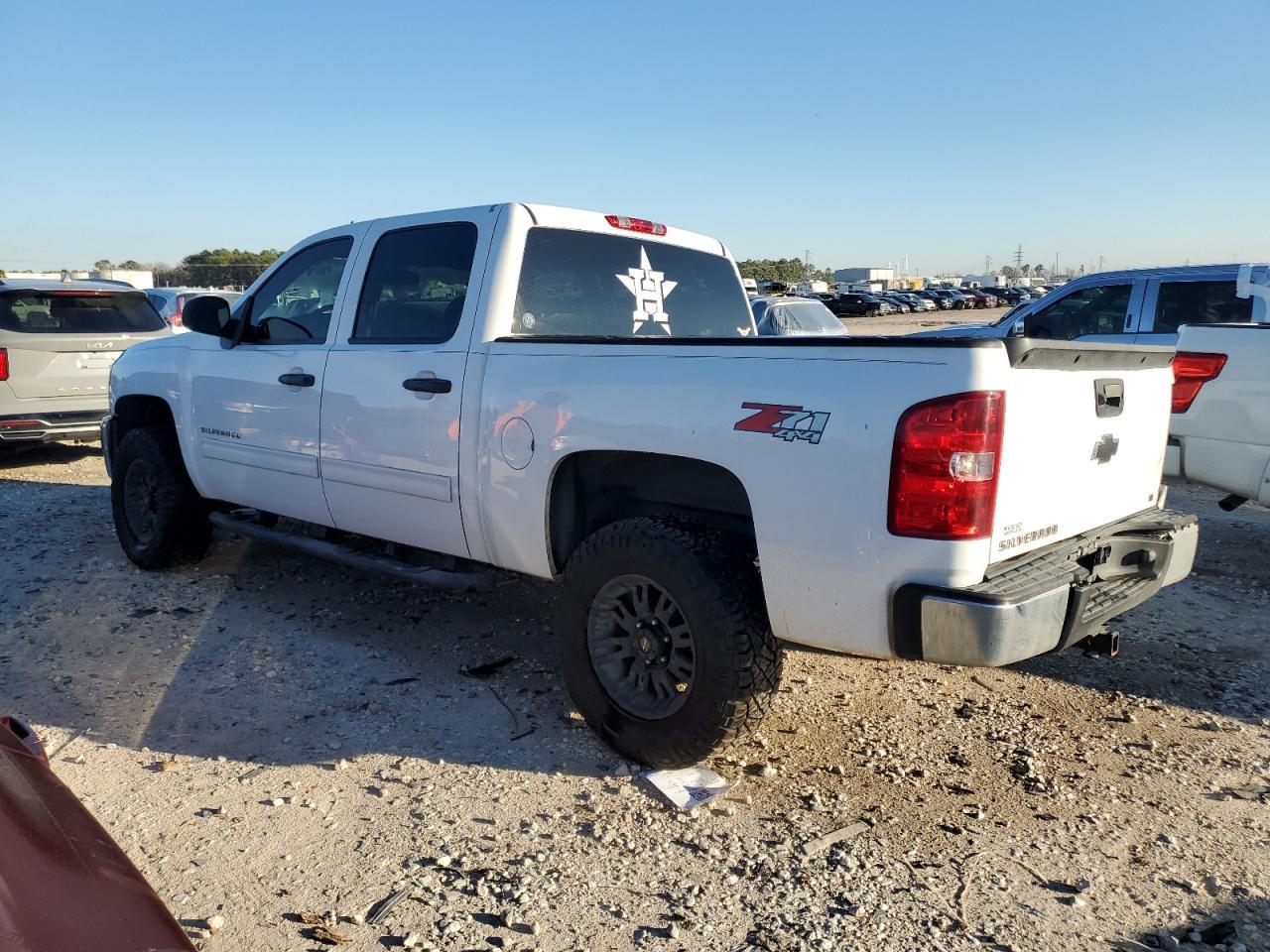 2013 CHEVROLET SILVERADO - Фото 2