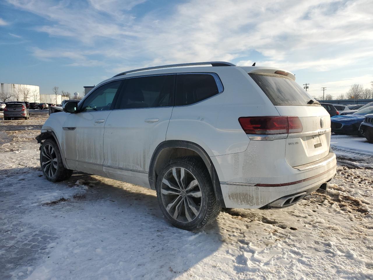 2022 VOLKSWAGEN ATLAS SEL - Фото 2