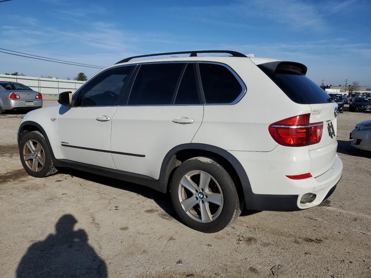 2013 BMW X5 XDRIVE3 - Фото 2