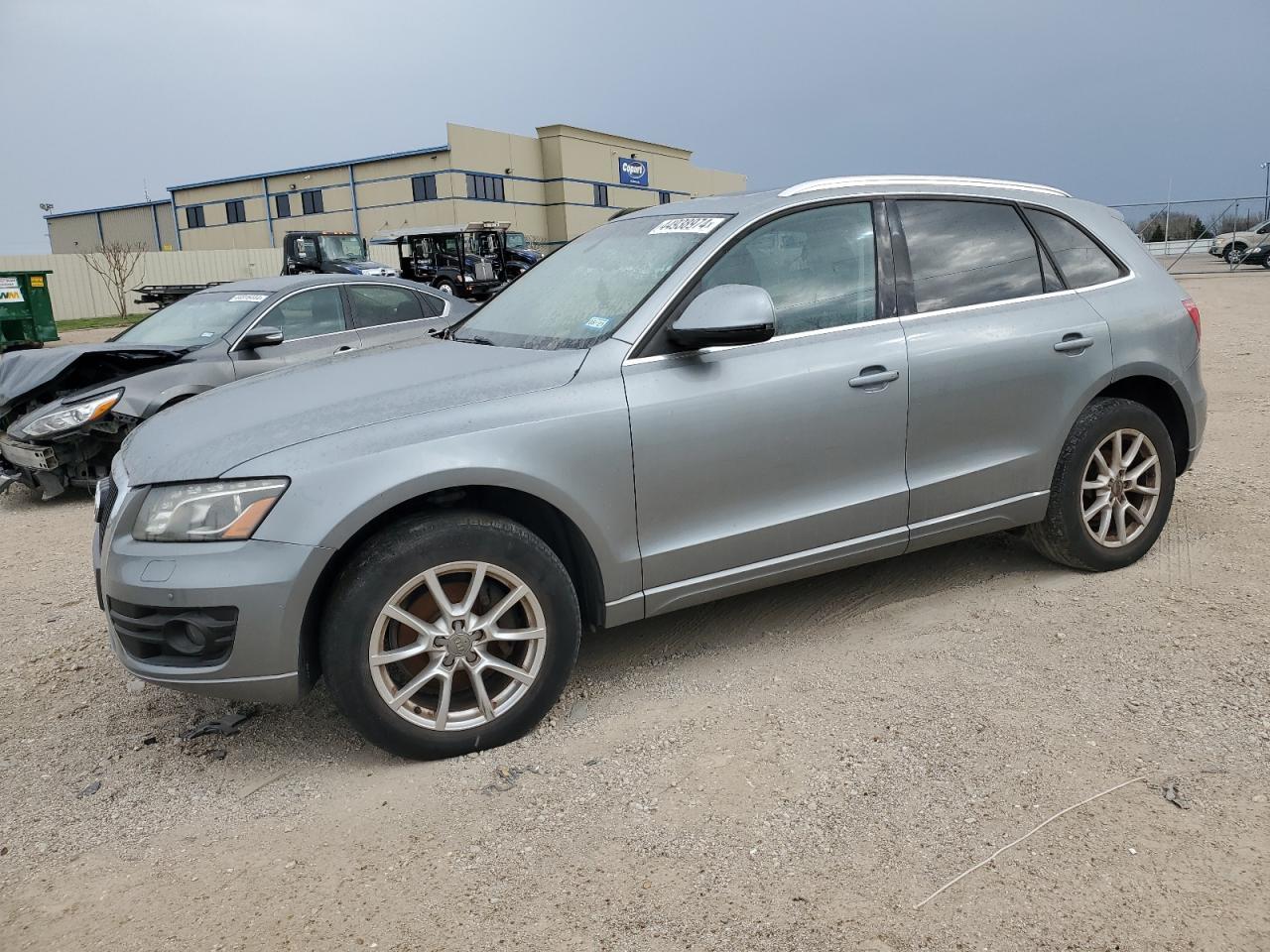 2011 AUDI Q5 PREMIUM
