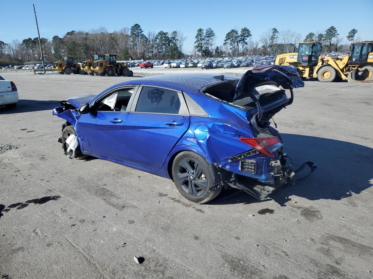 2022 HYUNDAI ELANTRA SE - Image 2