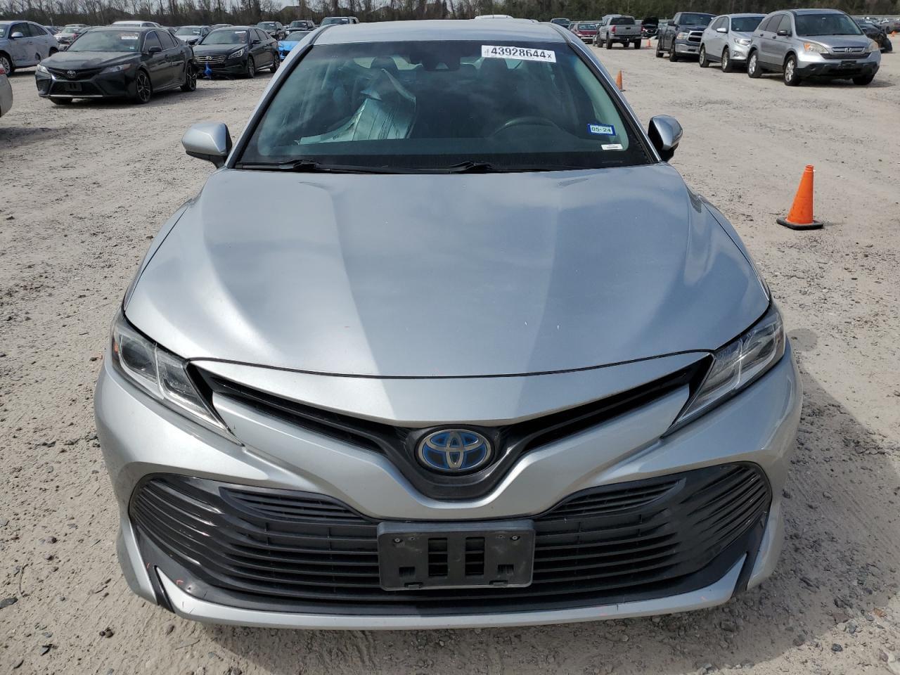2018 TOYOTA CAMRY LE - Image 5