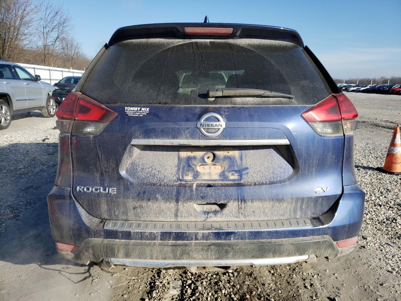 2017 NISSAN ROGUE S - Image 6