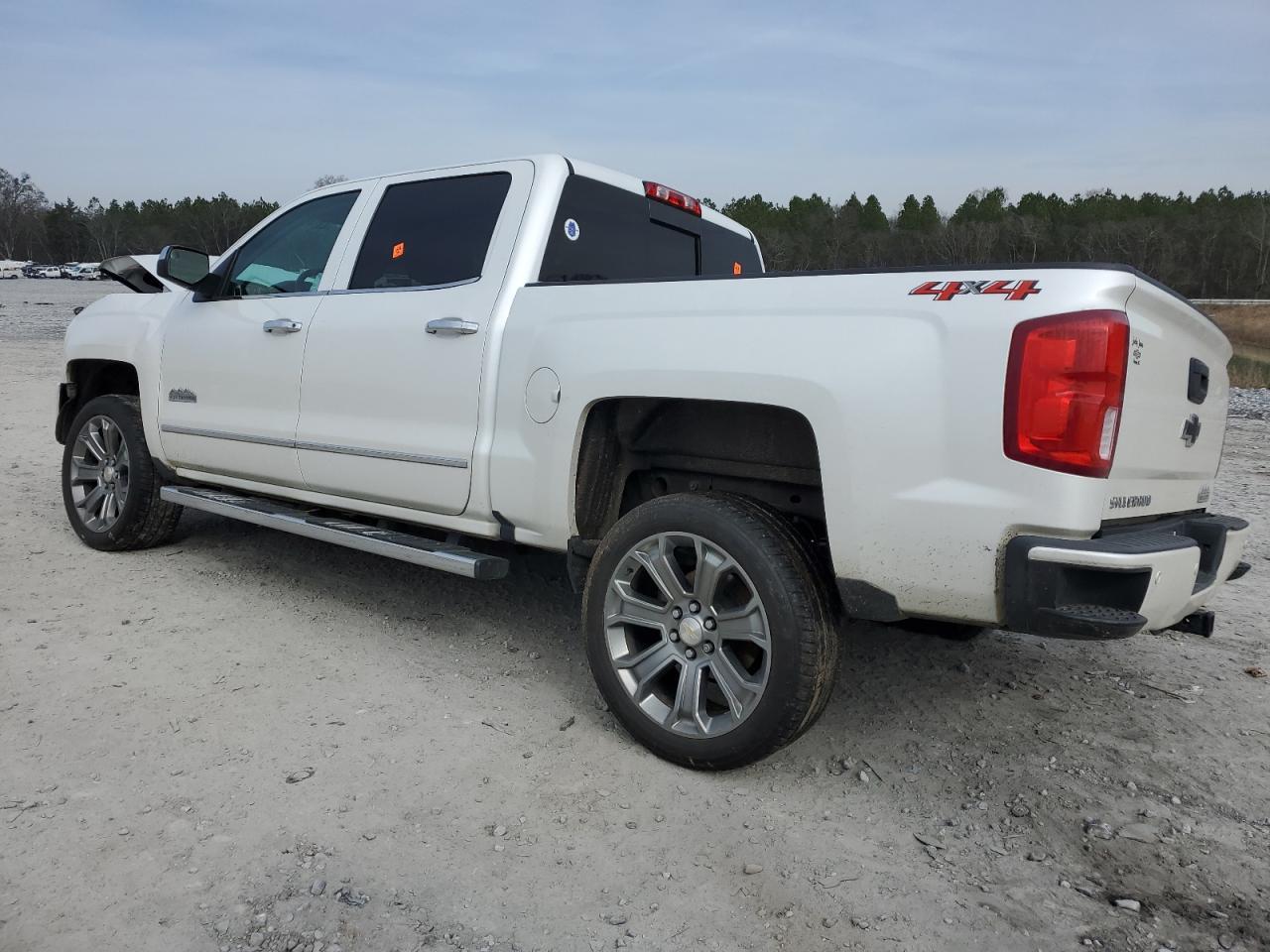 2018 CHEVROLET SILVERADO - Image 2