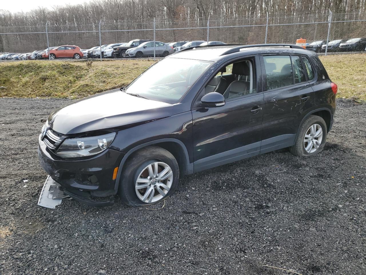 2016 VOLKSWAGEN TIGUAN S car image