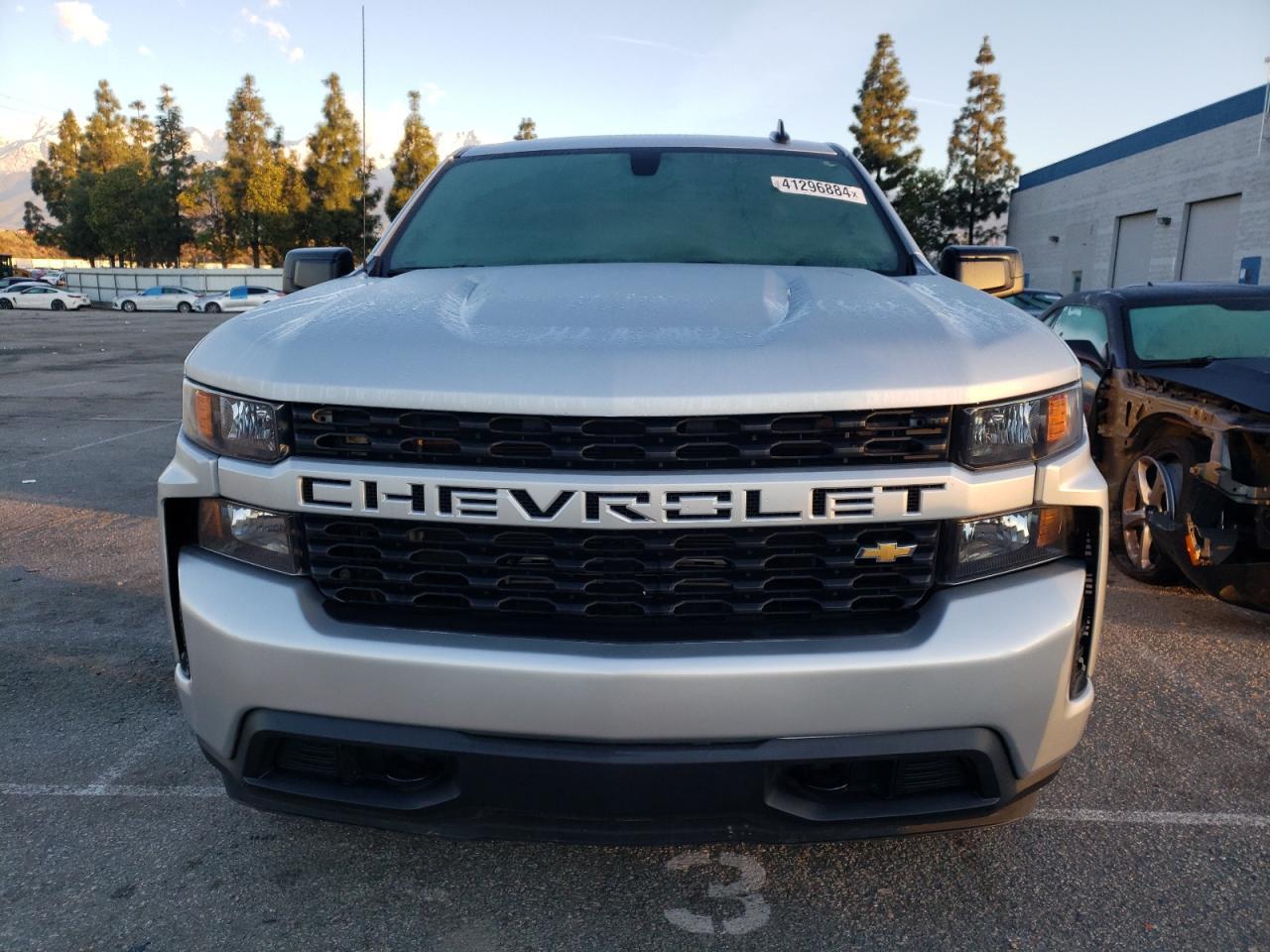2021 CHEVROLET SILVERADO - Фото 5