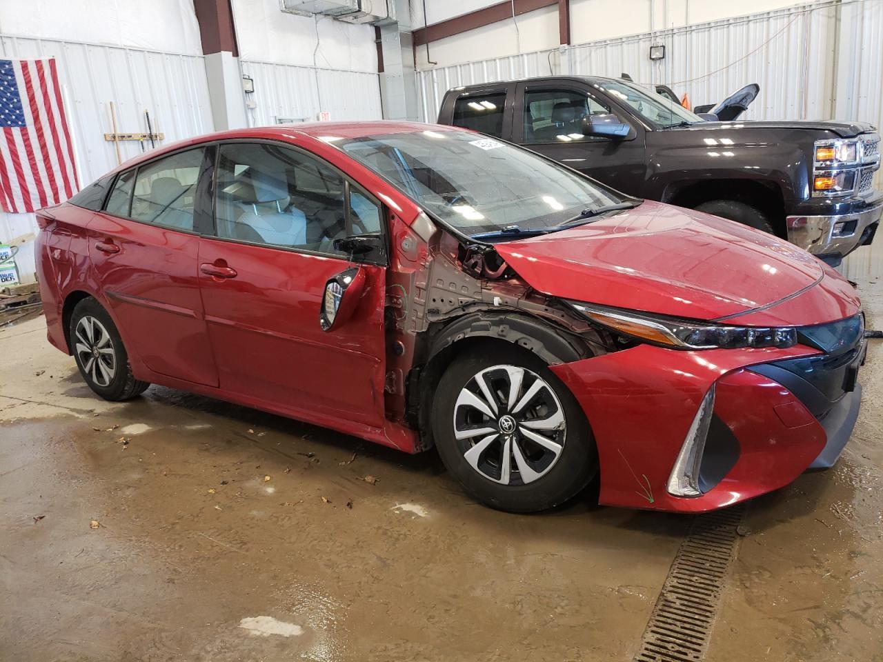 2018 TOYOTA PRIUS PRIM - Фото 4