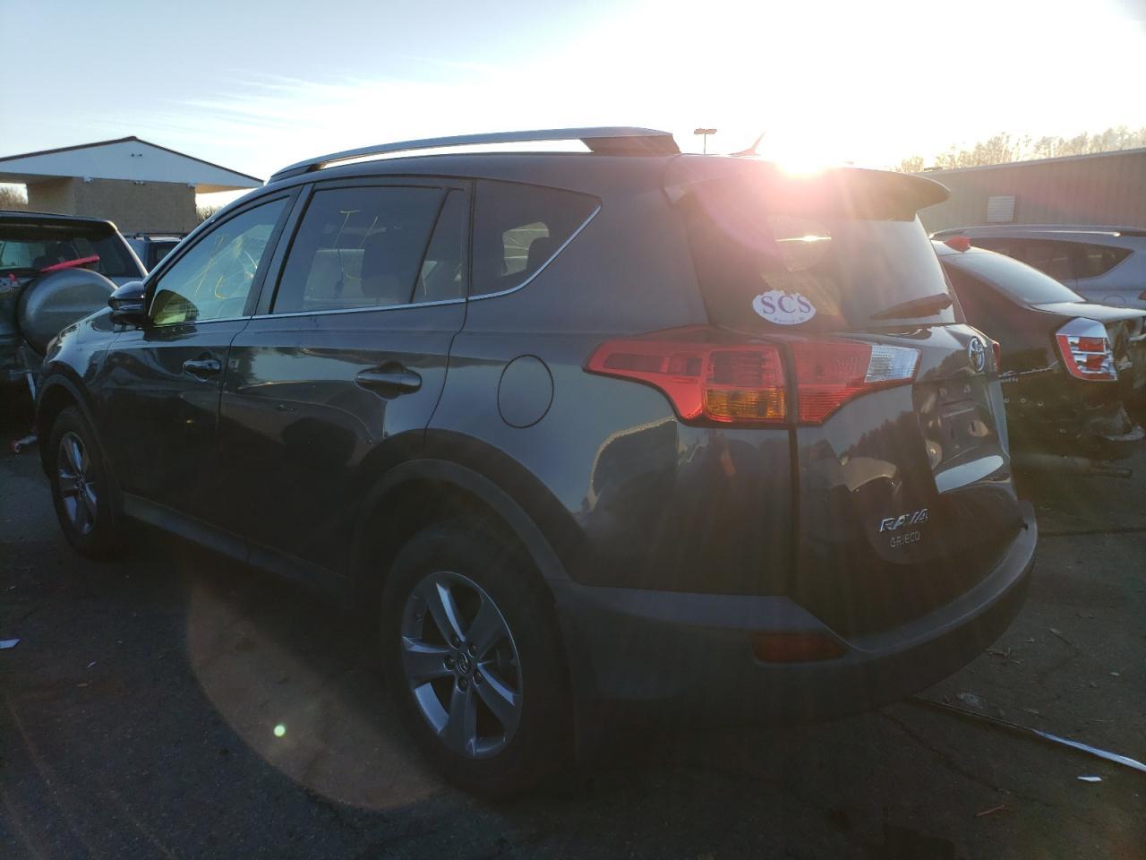 2015 TOYOTA RAV4 XLE - Image 2