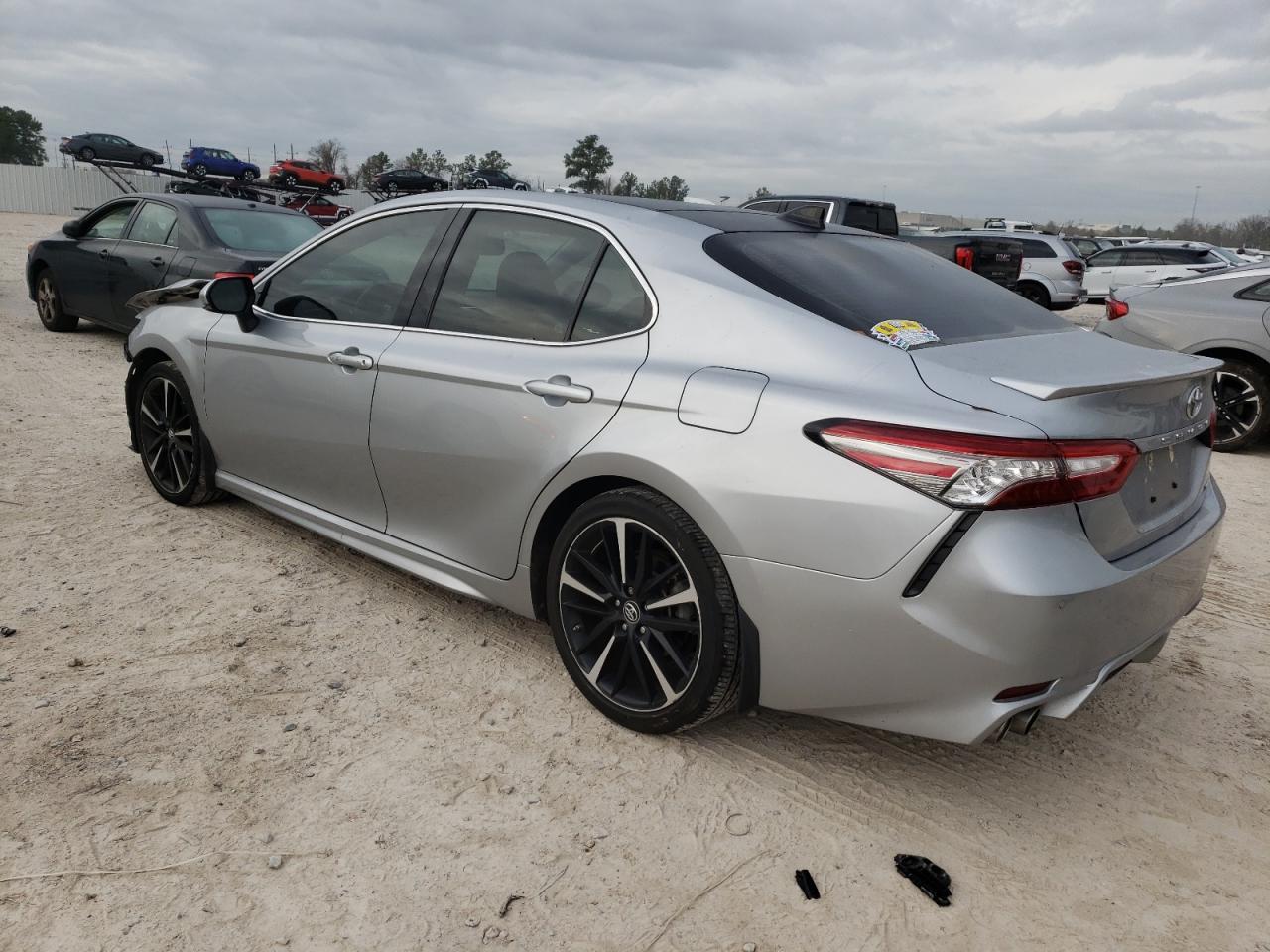 2019 TOYOTA CAMRY XSE - Фото 2