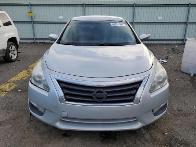2015 Nissan Altima 2.5 - Фото 5