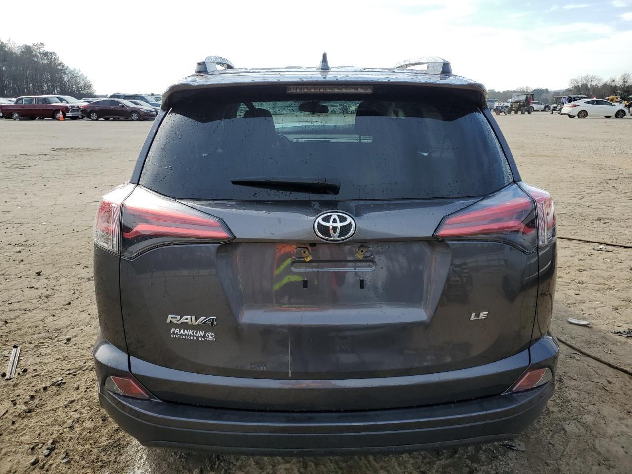 2018 TOYOTA RAV4 LE - Image 6