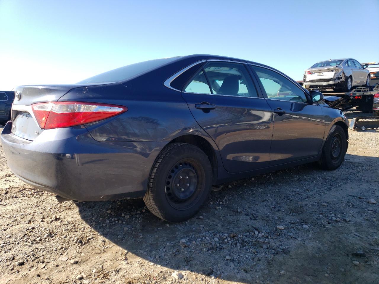 2016 TOYOTA CAMRY LE - Image 3