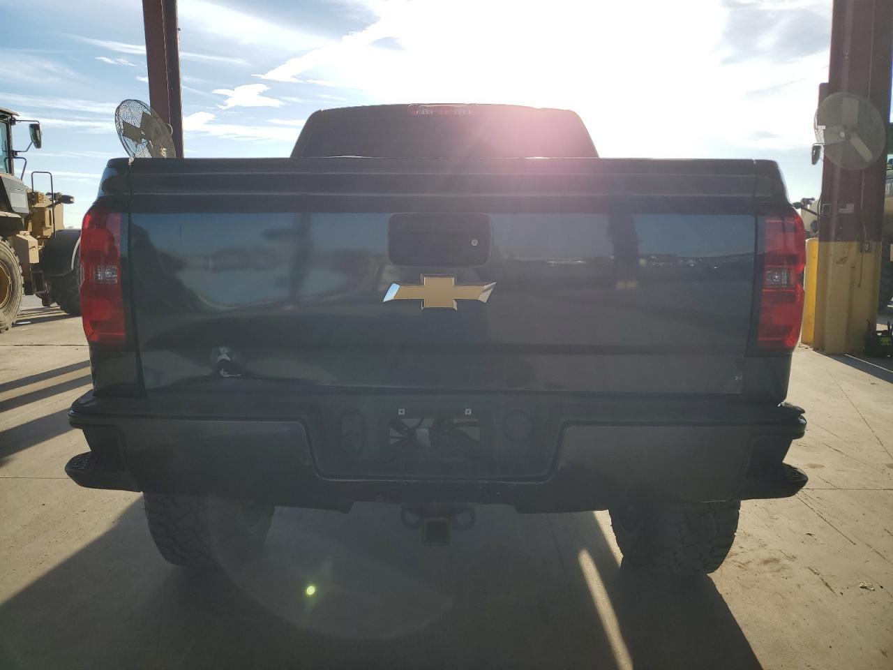 2018 CHEVROLET SILVERADO - Фото 6