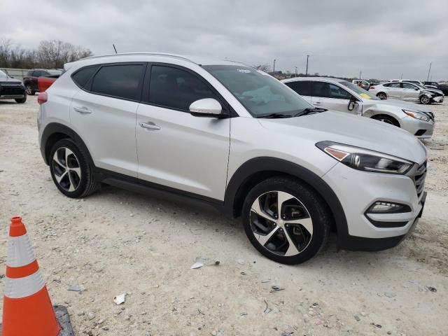 2016 HYUNDAI TUCSON - Фото 4