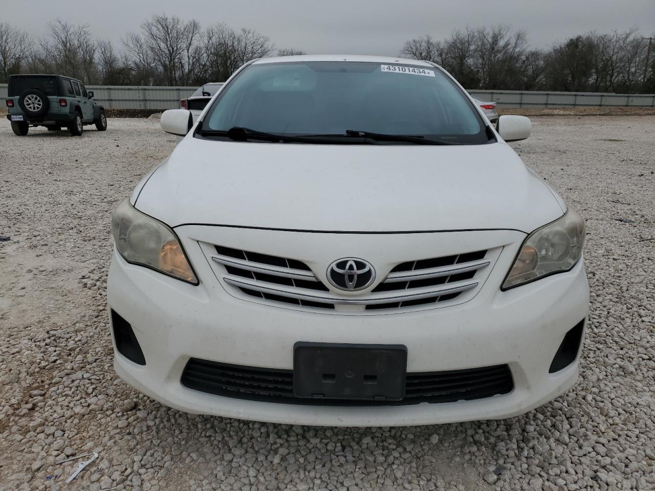 2013 TOYOTA COROLLA BA - Фото 5