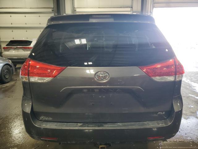 2012 Toyota Sienna Xle - Image 6