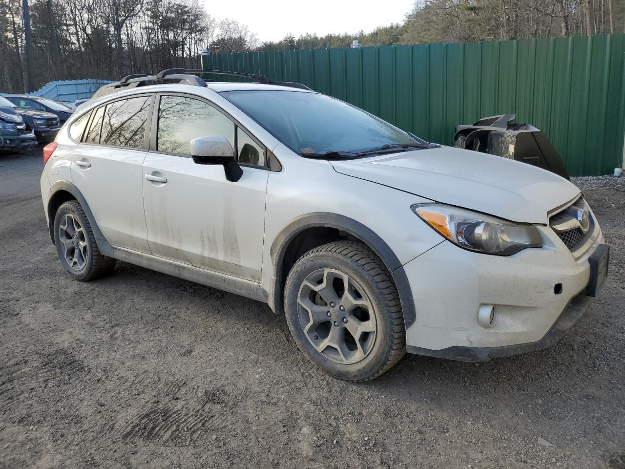 2014 SUBARU XV CROSSTR - Image 4