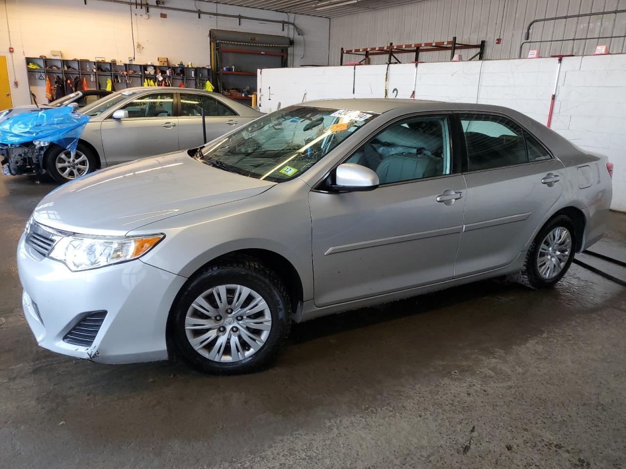 2014 TOYOTA CAMRY L
