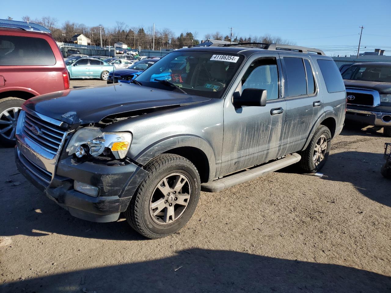 2010 FORD EXPLORER X