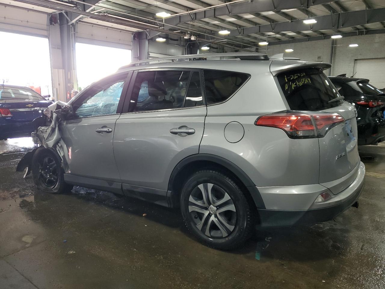 2018 TOYOTA RAV4 LE - Image 2