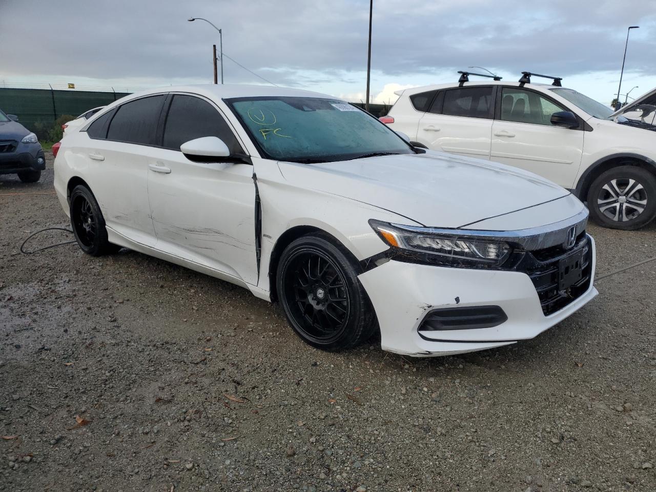 2018 HONDA ACCORD LX - Фото 4