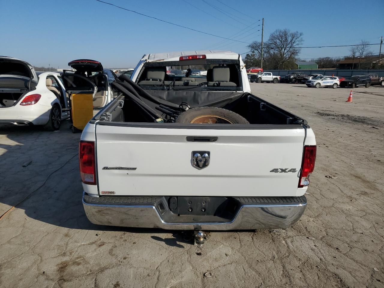 2015 RAM 1500 SLT - Image 6