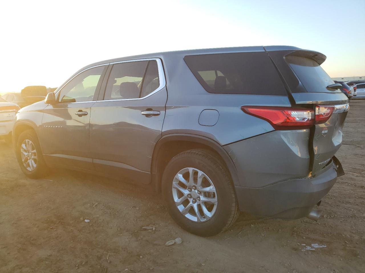 2018 CHEVROLET TRAVERSE L - Фото 2