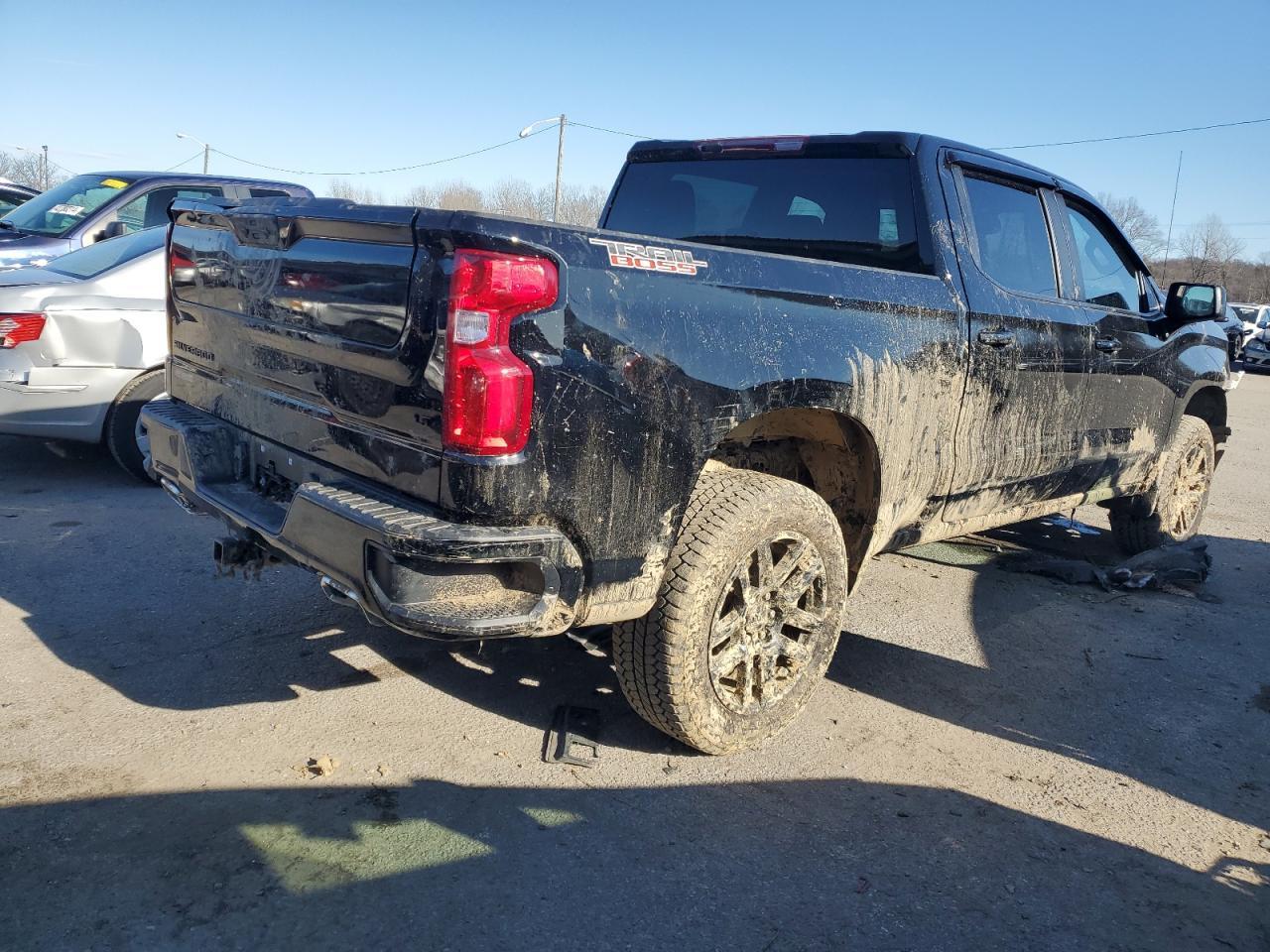 2023 CHEVROLET SILVERADO - Image 3