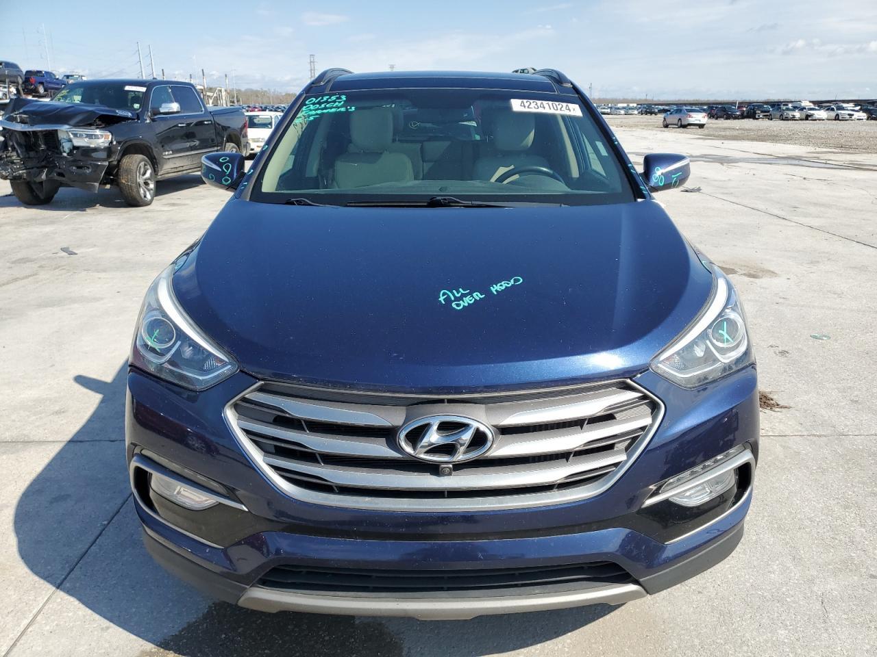 2017 HYUNDAI SANTA FE S - Image 5