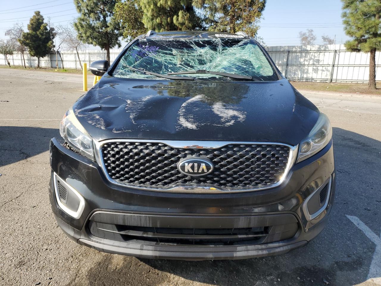 2017 KIA SORENTO LX - Фото 5