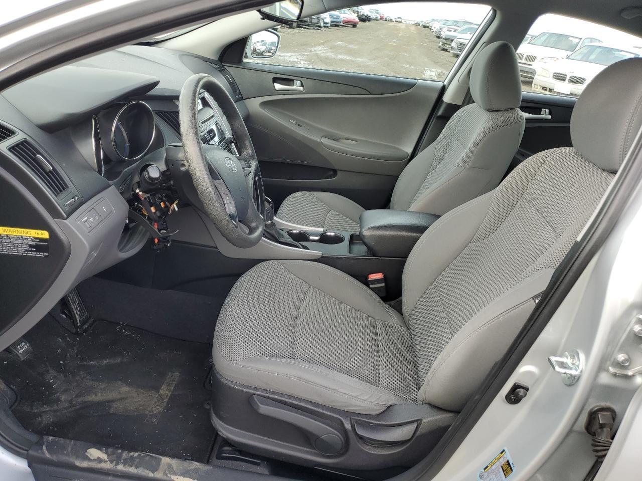 2013 HYUNDAI SONATA GLS - Image 7