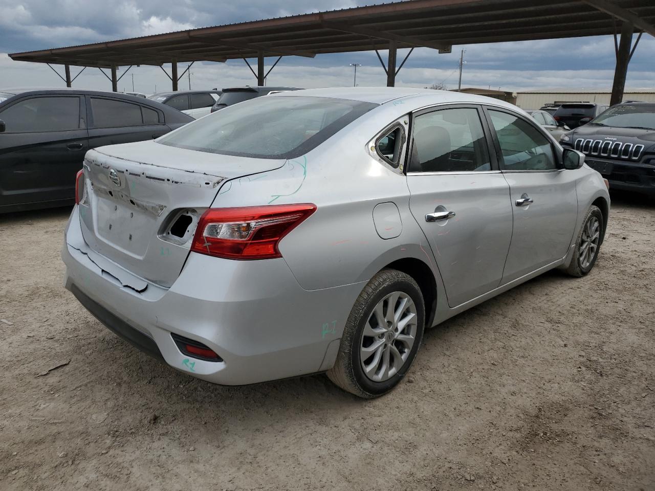 2017 NISSAN SENTRA S - Фото 3