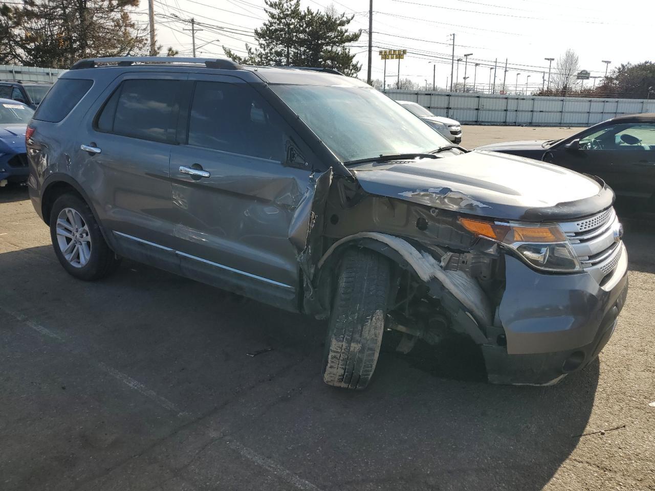 2013 FORD EXPLORER X - Фото 4