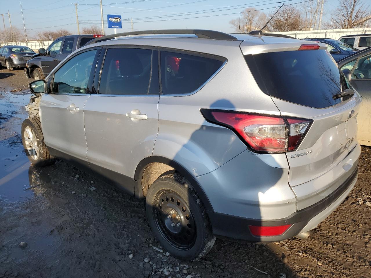 2017 FORD ESCAPE SE - Фото 2
