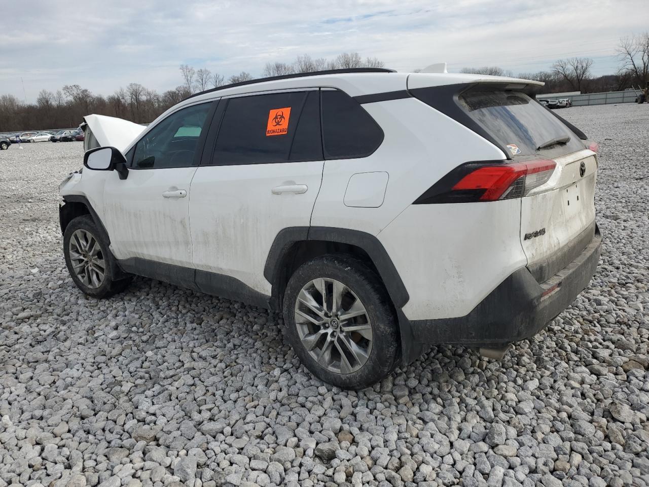 2020 TOYOTA RAV4 XLE P - Image 2