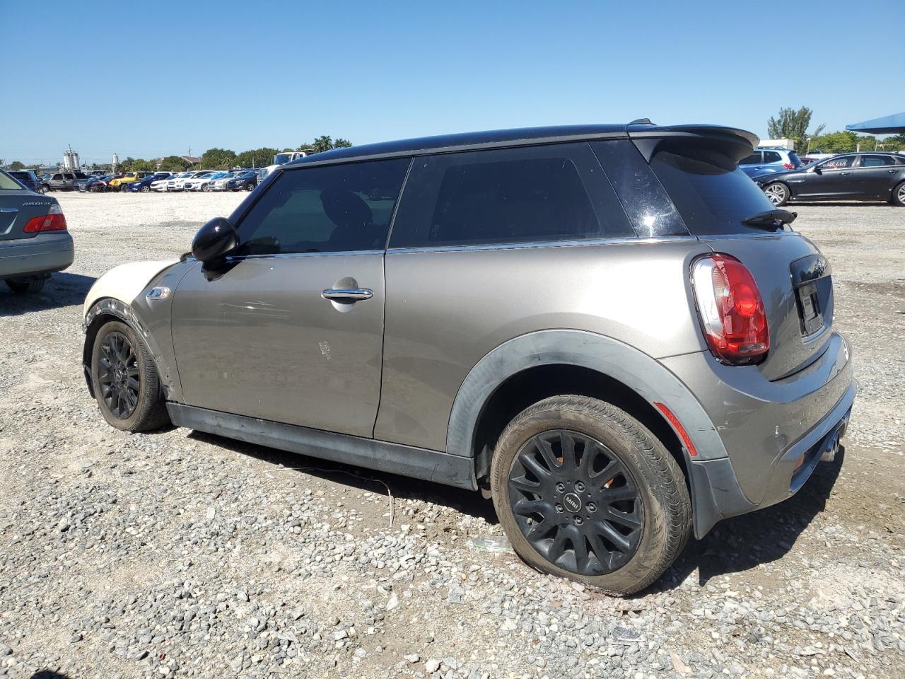 2017 MINI COOPER S - Image 2