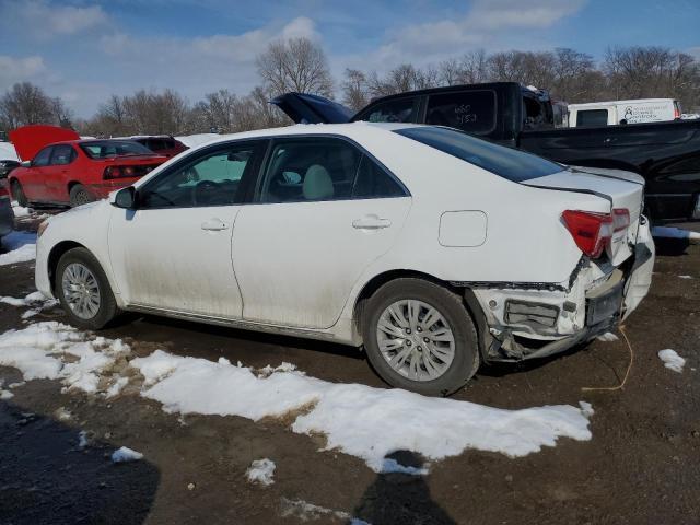 2014 Toyota Camry L - Фото 2