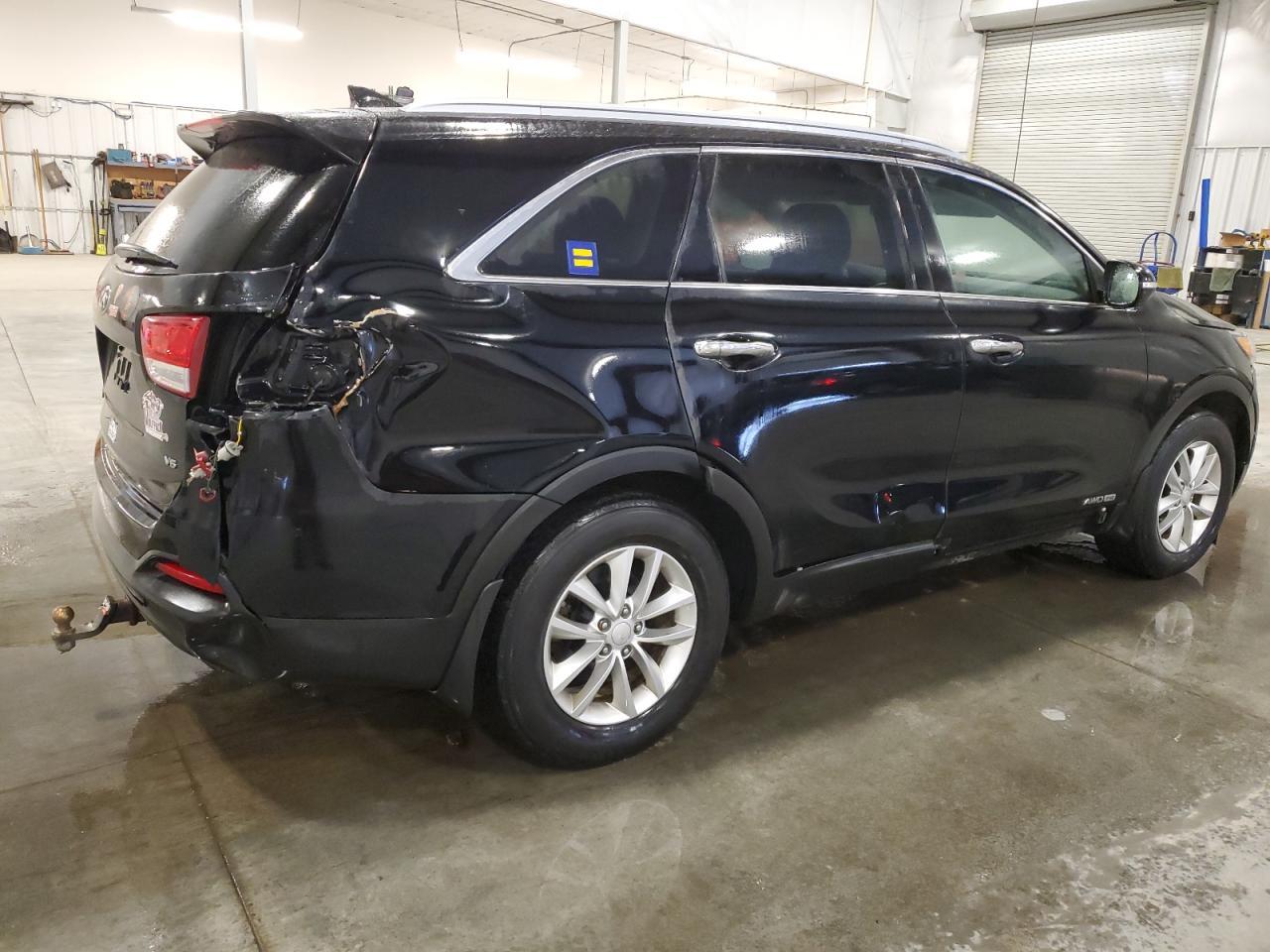 2016 KIA SORENTO LX - Image 3