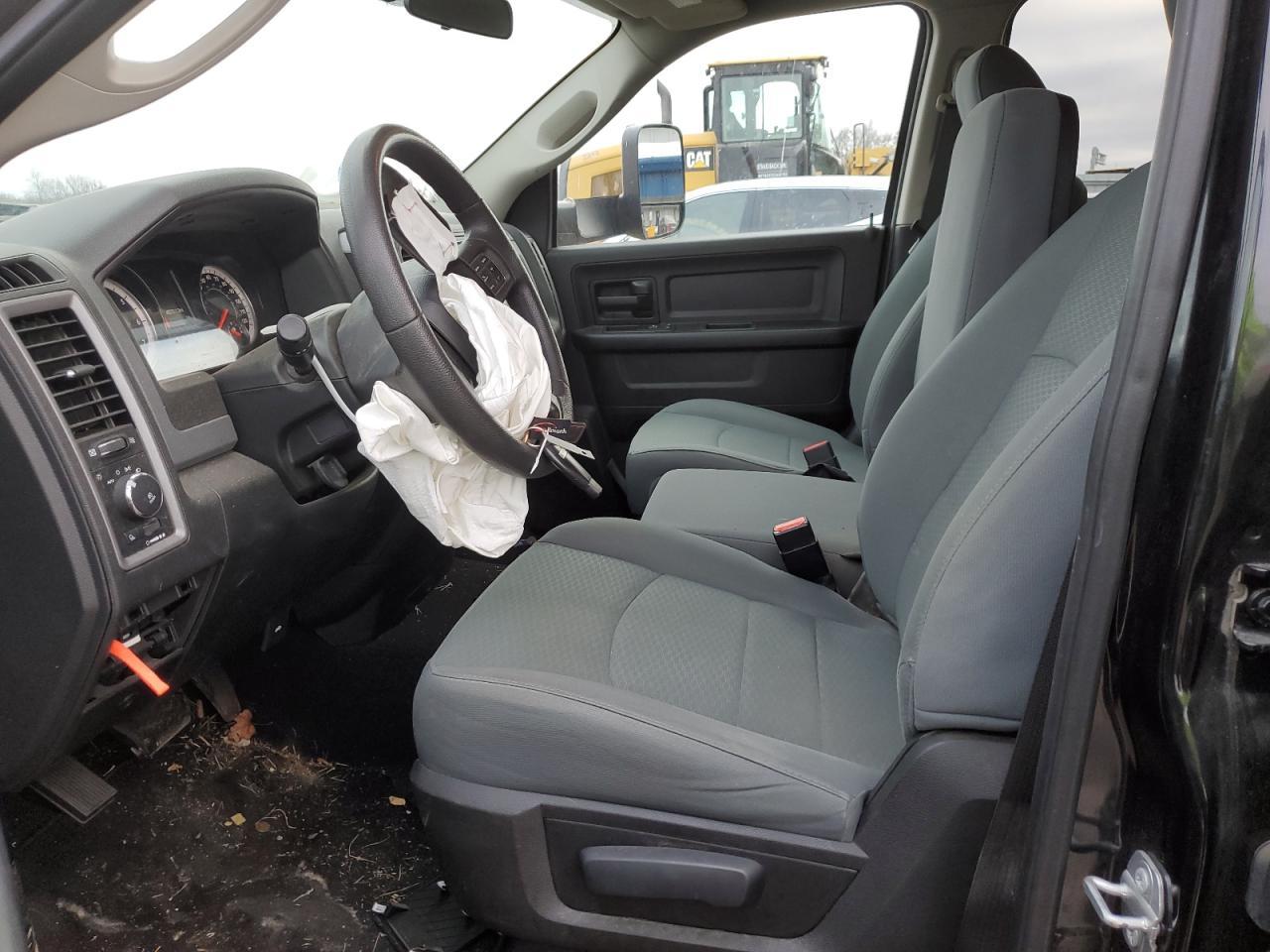 2017 RAM 1500 ST - Image 7