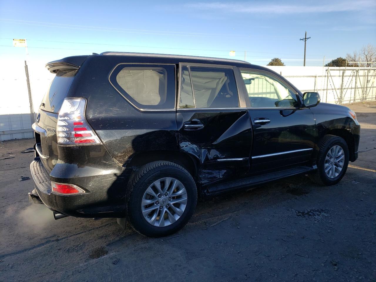 2017 LEXUS GX 460 - Image 3