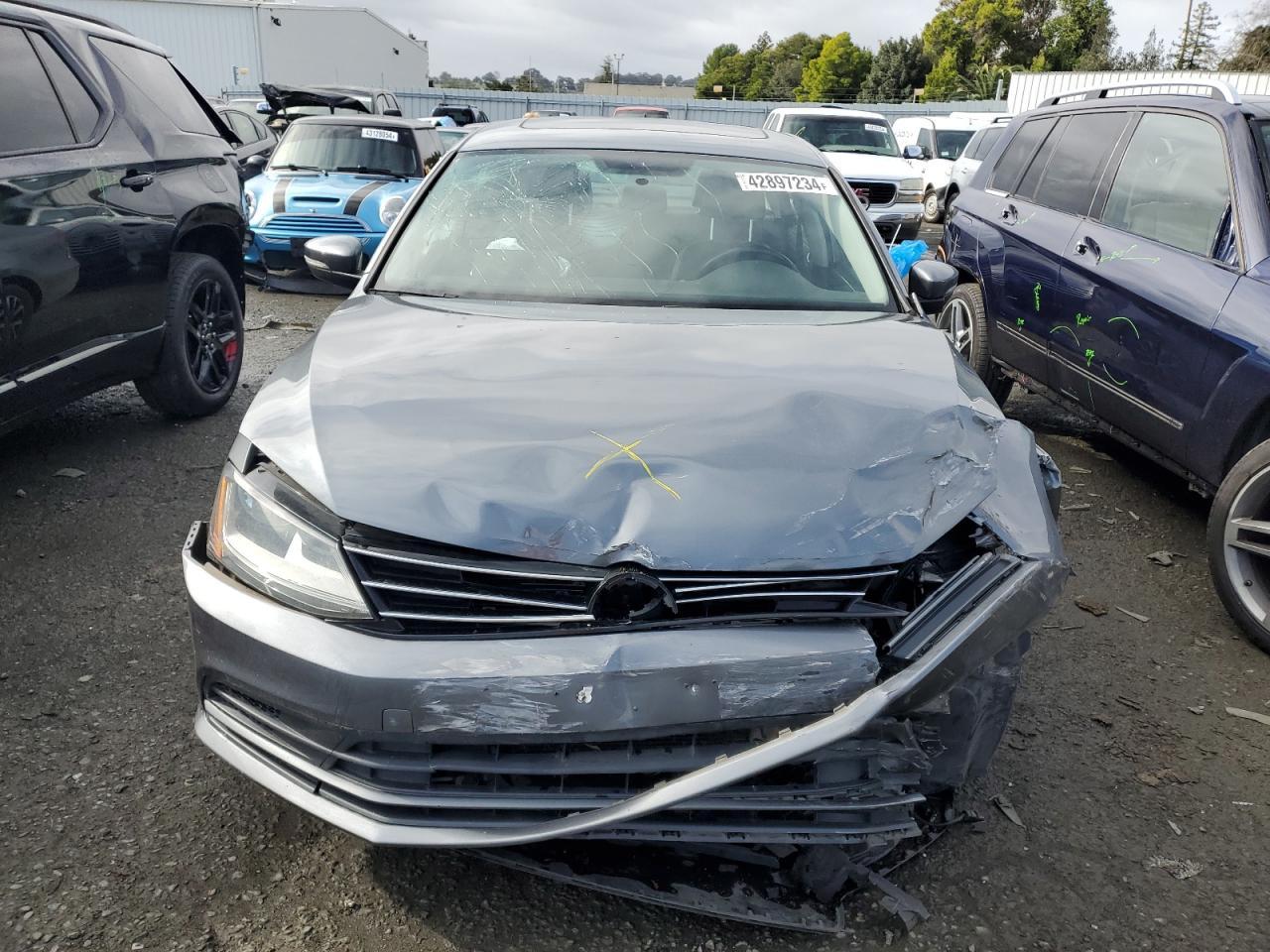 2017 VOLKSWAGEN JETTA SE - Фото 5