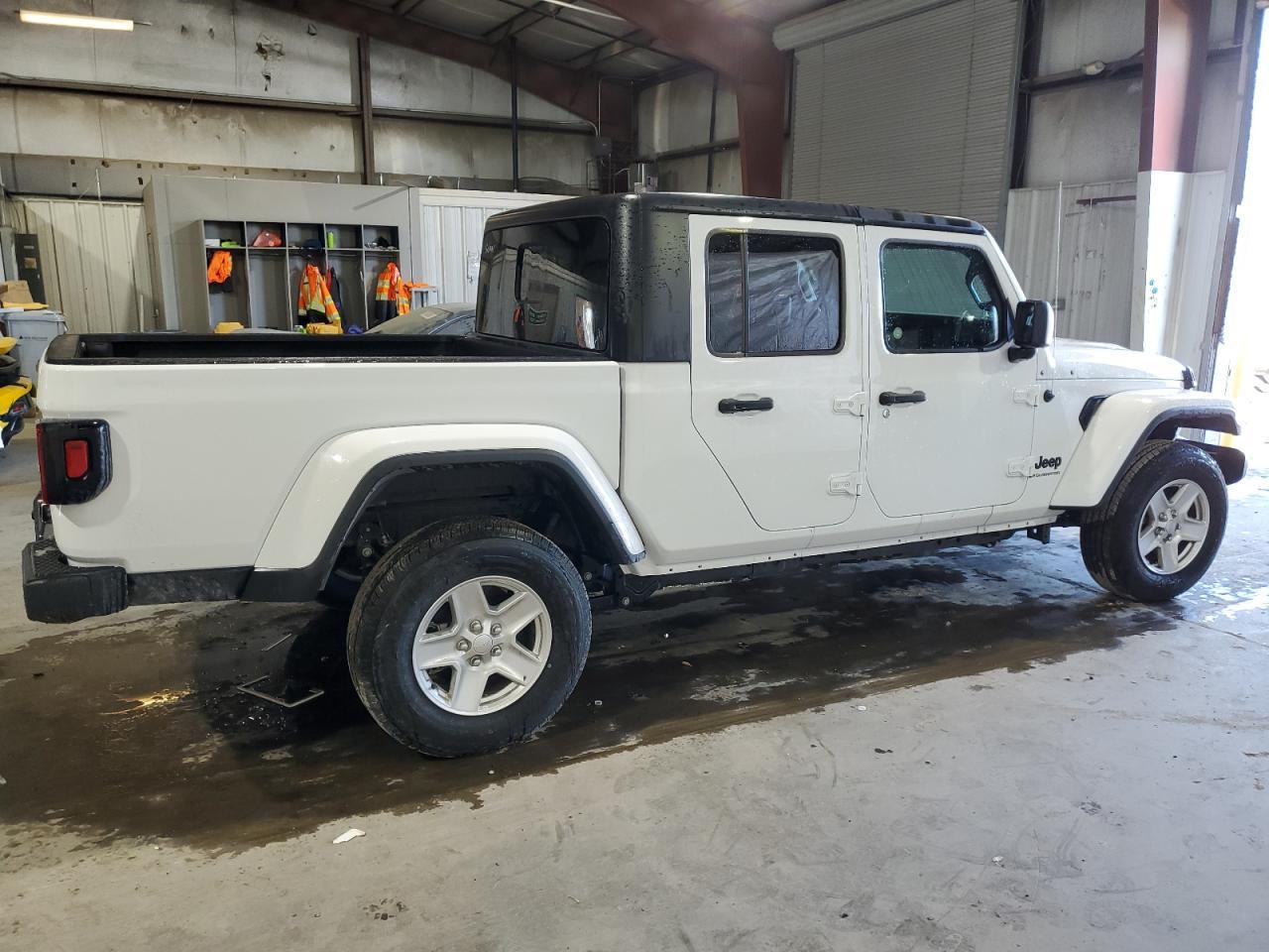 2023 JEEP GLADIATOR - Image 3