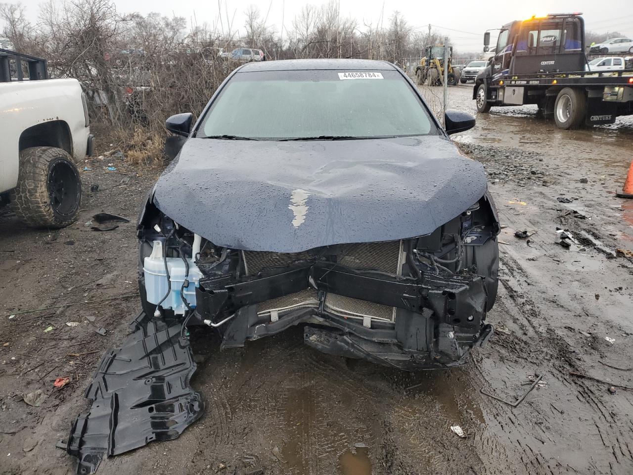 2016 TOYOTA CAMRY LE - Image 5