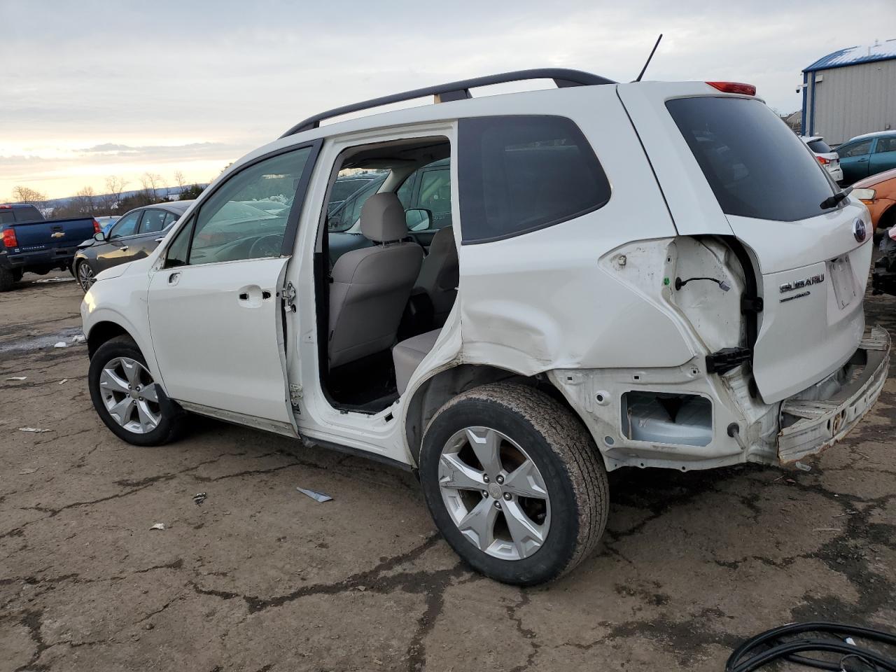 2015 SUBARU FORESTER 2 - Image 2