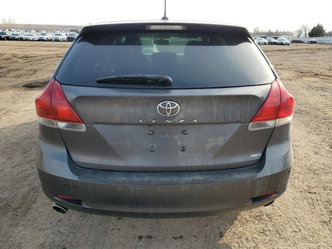 2013 TOYOTA VENZA LE - Фото 6